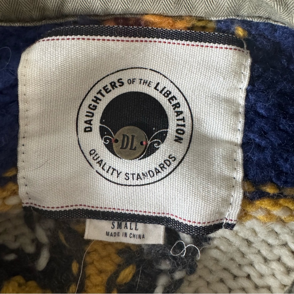 Daughters of‎ the Liberation Anthropologie Military Jacket Knit Aztec Back Small - Picture 5 of 7